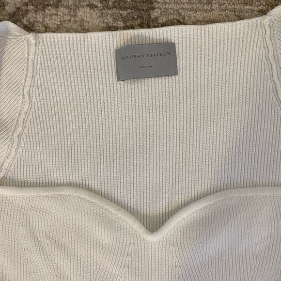 Modern citizen Ribbed sweetheart neck sweater - Picture 2 of 4